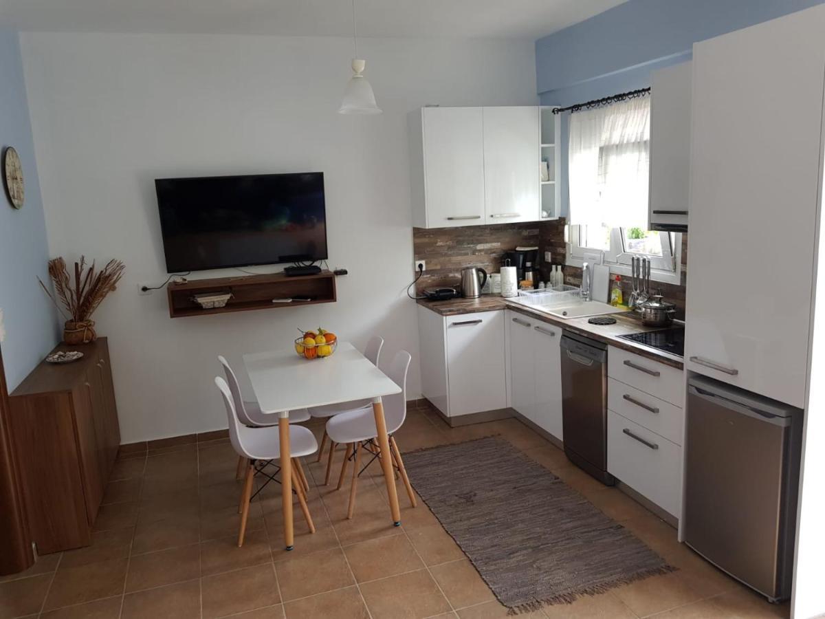 Apartamenty Rodzinne Kaména Voúrla Eksteriør bilde