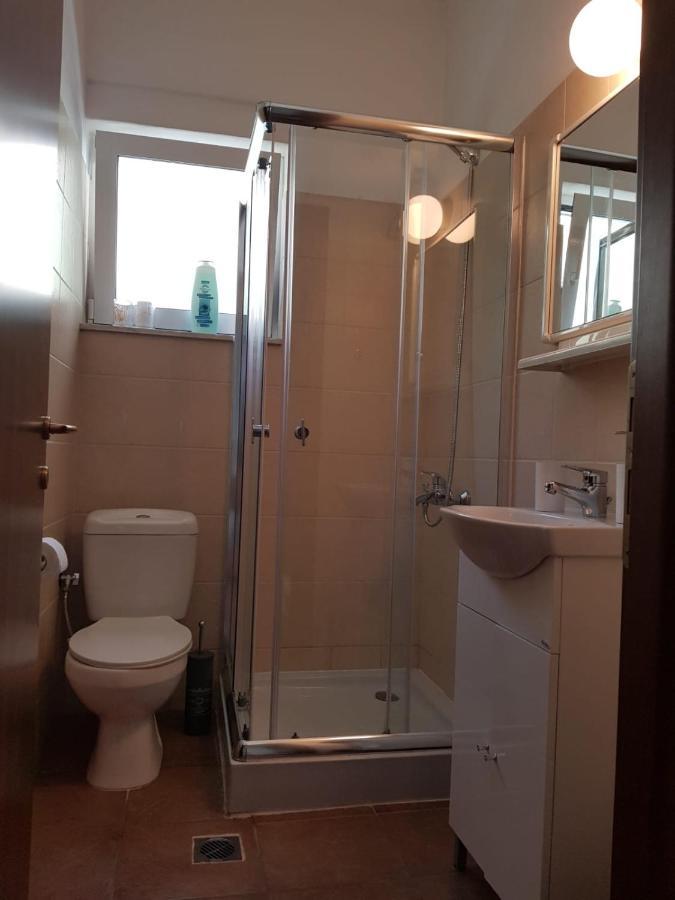 Apartamenty Rodzinne Kaména Voúrla Eksteriør bilde